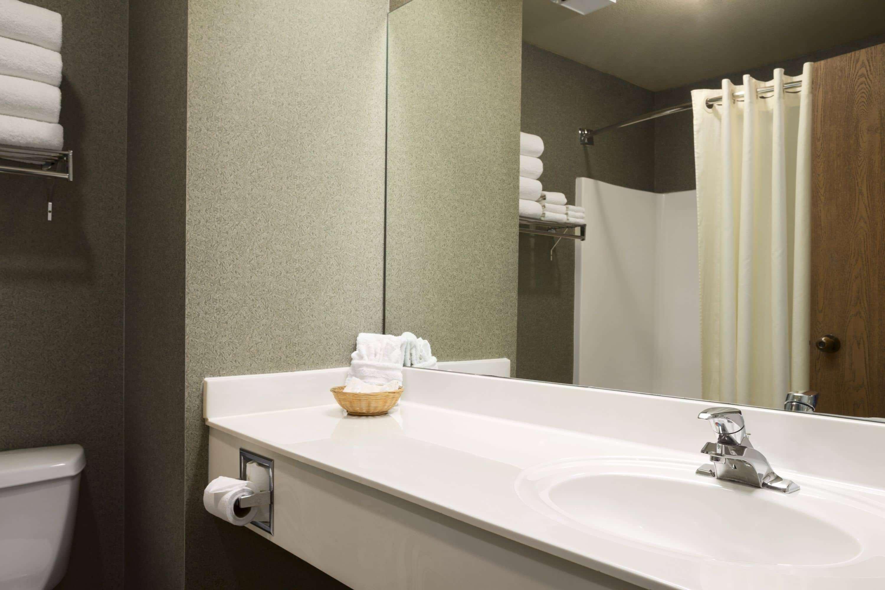Hotel Super 8 By Wyndham 2*