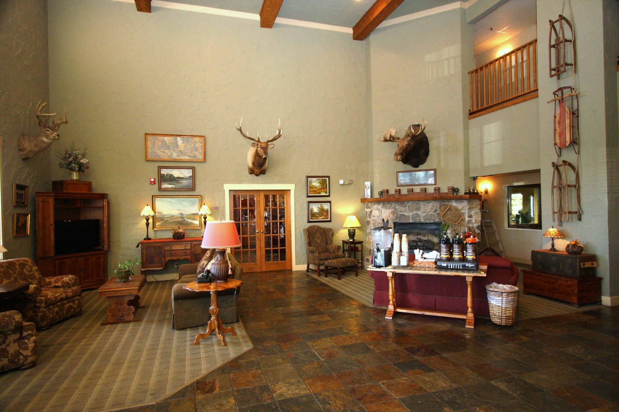 Super 8 By Wyndham Hotel