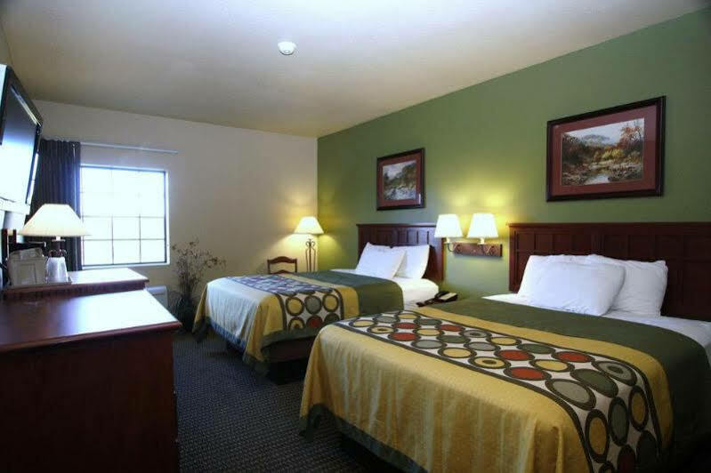 Hotel Super 8 By Wyndham Troy